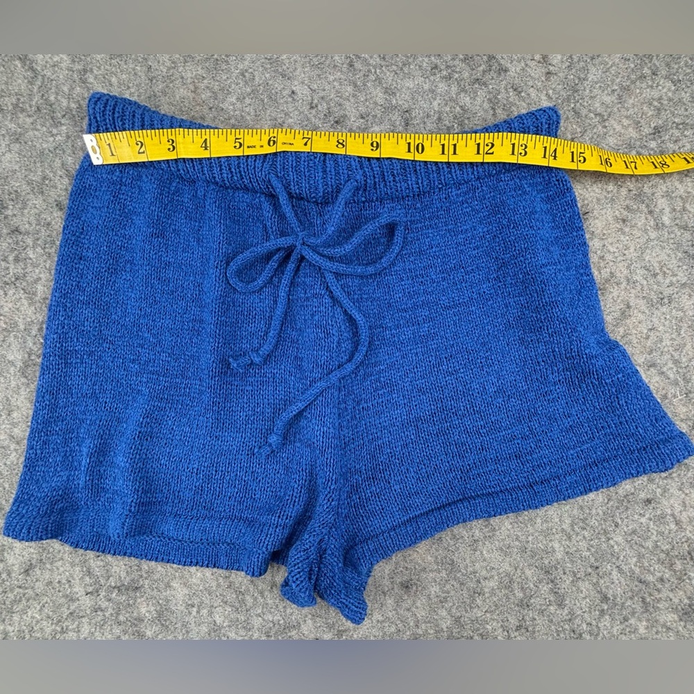 Sleeveless V-Neck Blue Knit Tank Top/shorts set - Picture 15 of 16